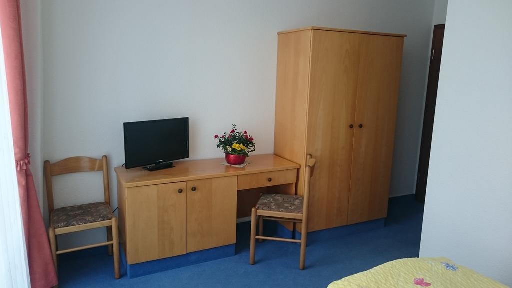 Pension Und Berggasthaus Kapellenstein Geyer Quarto foto